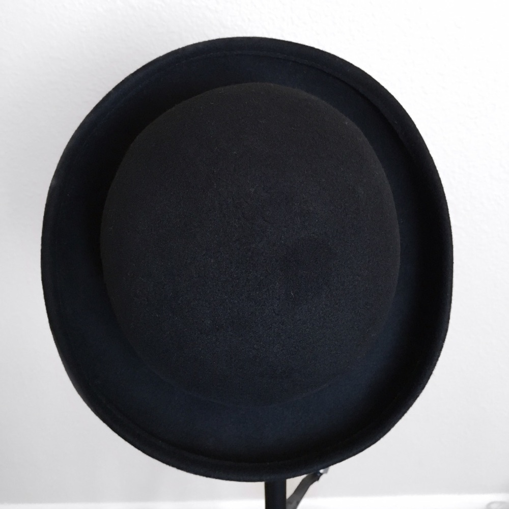 Hat - Picture 3 of 5