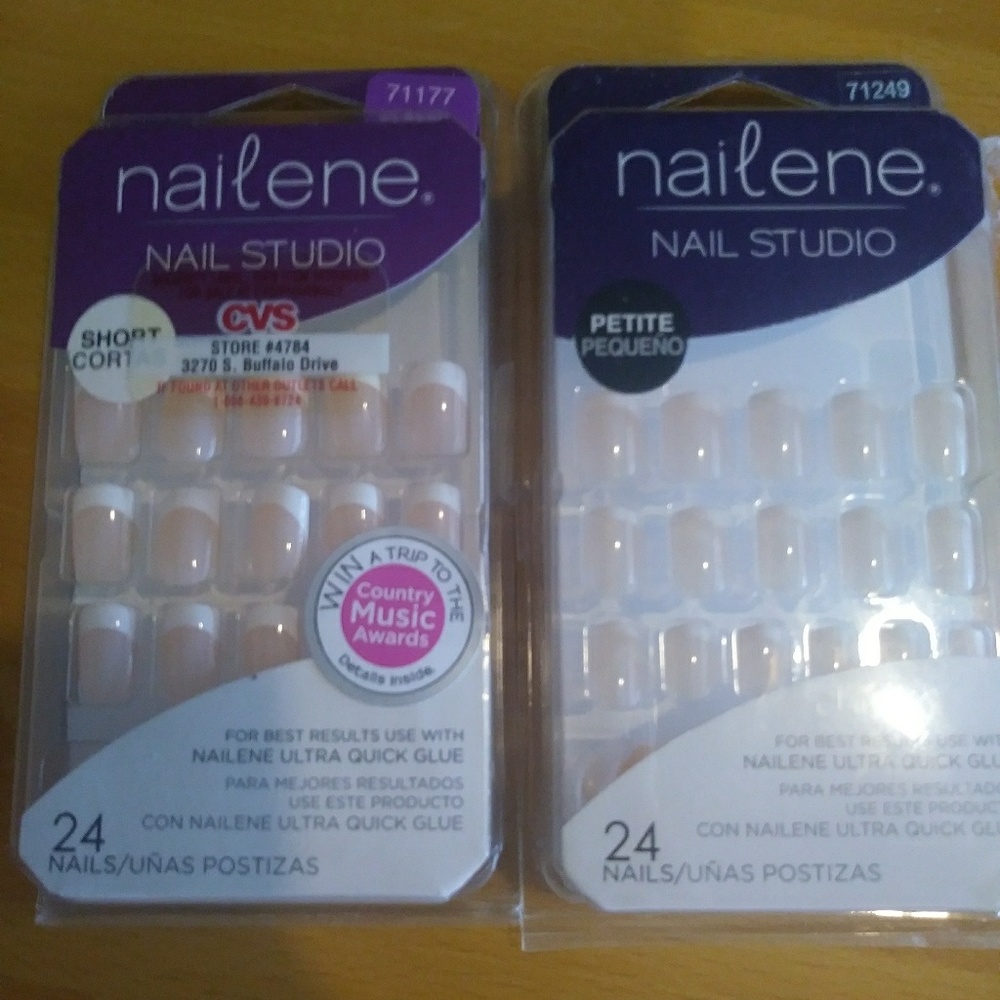 3 Packs of Artificial Nails