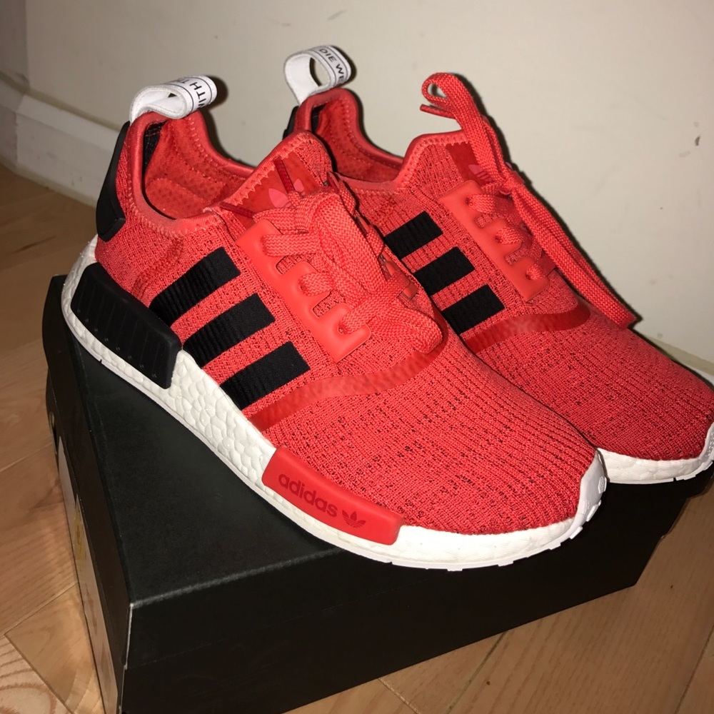 Red NMDs