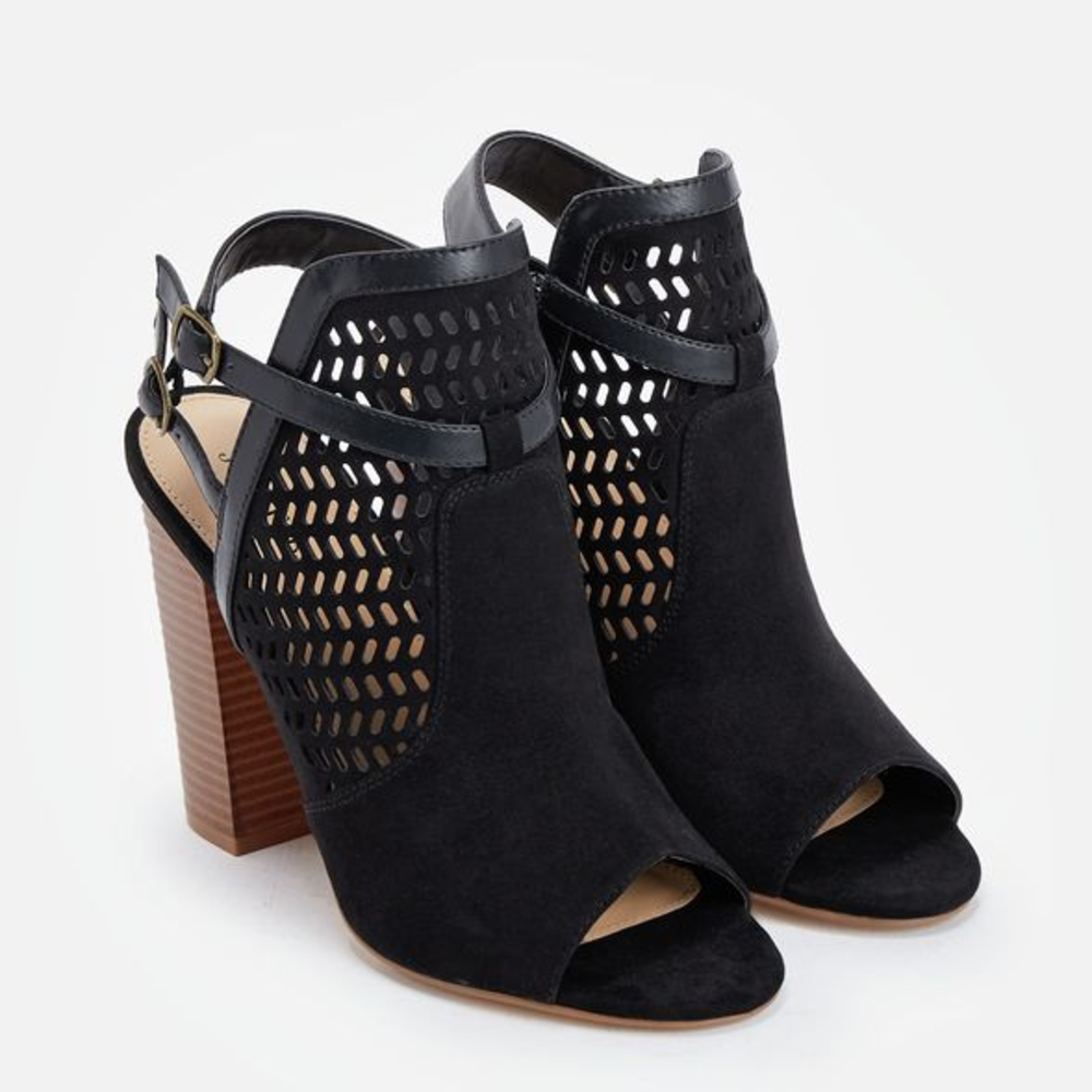 BNWTJustFab Kessie Black open-toe heeled bootie.