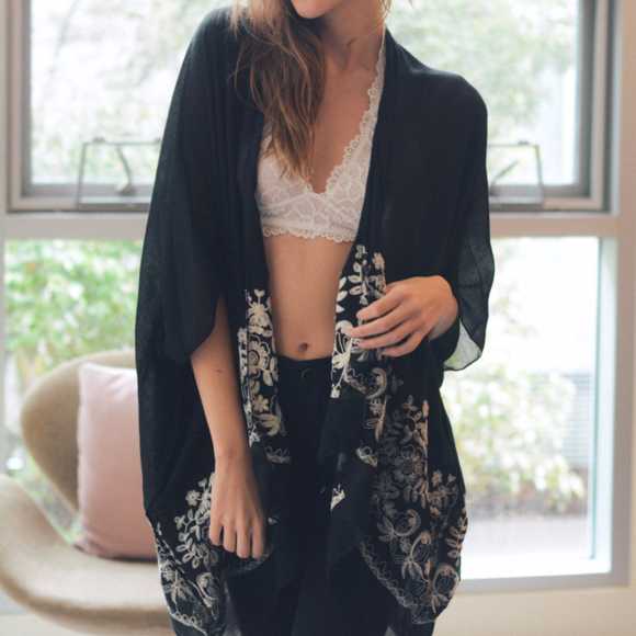 πLAST 1 π Embroidered Festival Bohemian Kimono - Picture 2 of 5