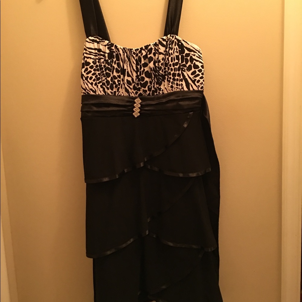 Black and white dress