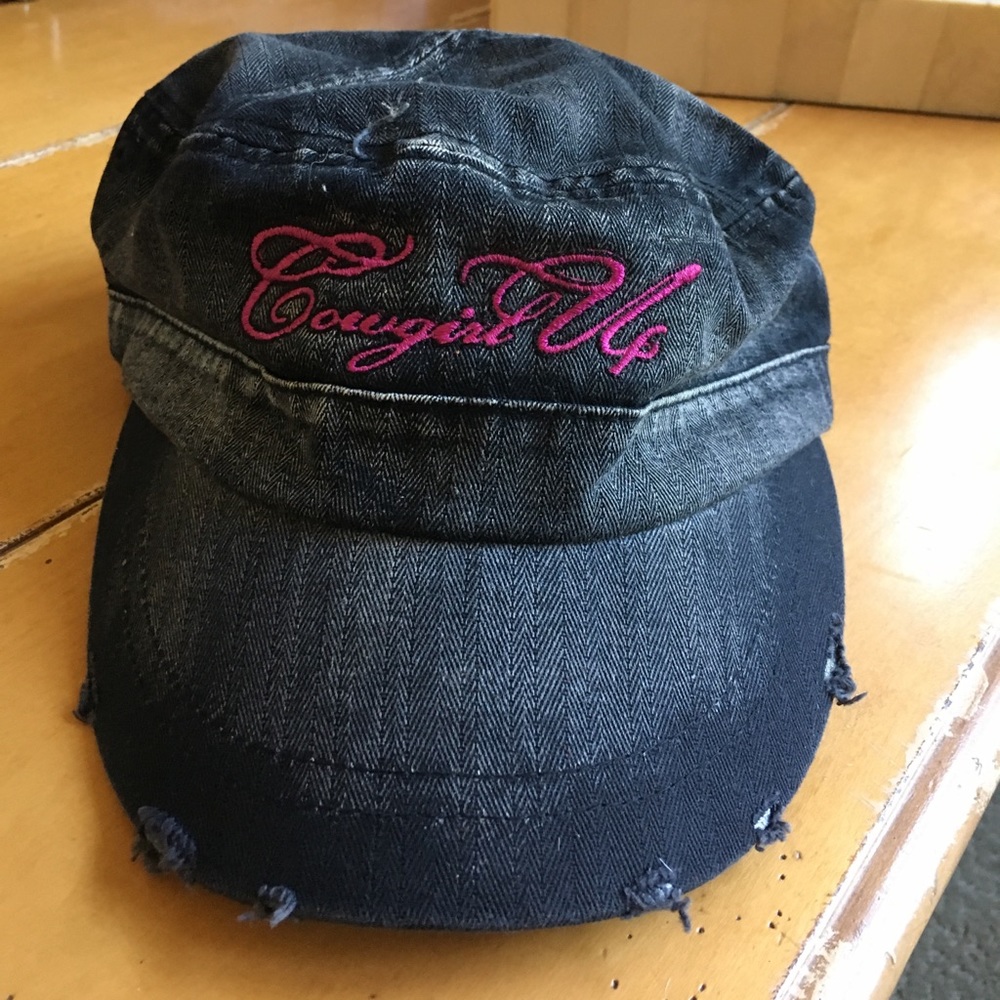 Woman's baseball cap