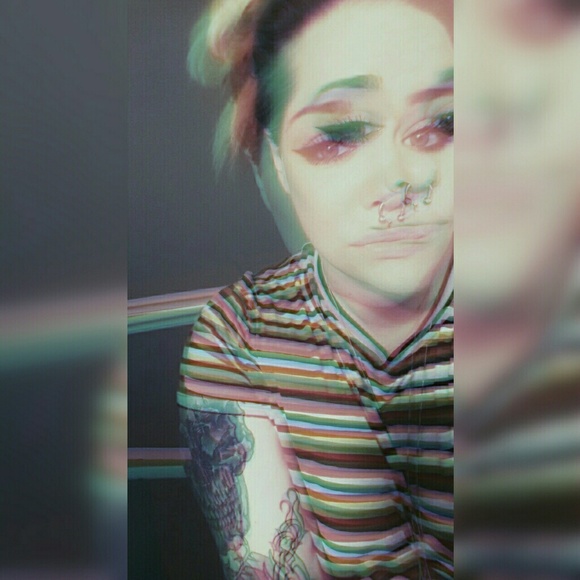 Meet your Posher, Kaylee - Picture 1 of 1