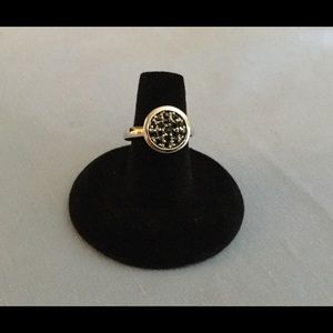 Black onyx ring