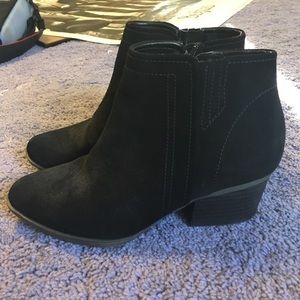 Blondo Villa Waterproof Bootie