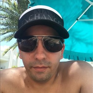 Meet your Posher, James