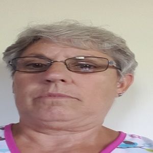 Meet your Posher, Debra