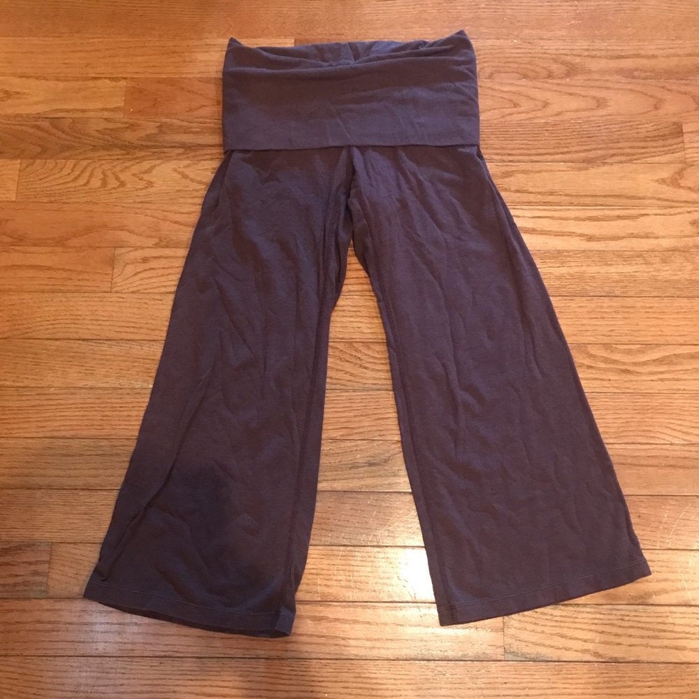 Lucy Yoga Capri