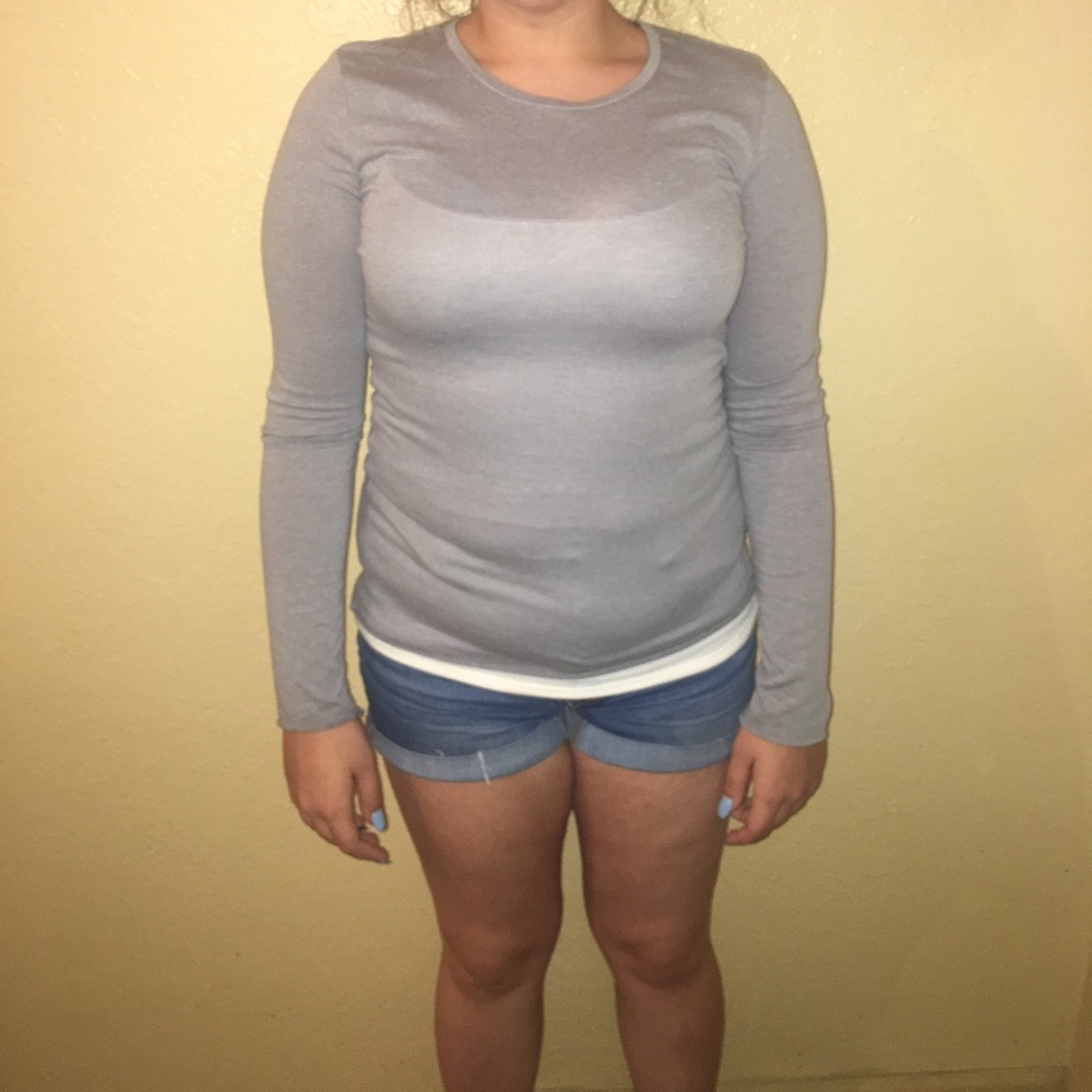 Gray long sleeve shirt