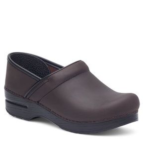 **New** Dansko Professional oiled leather clogs