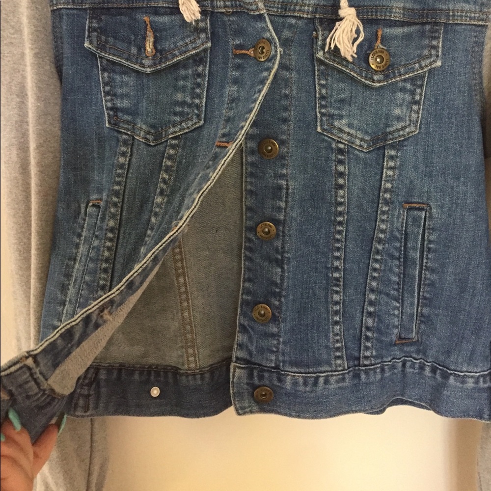 Sweatshirt & jean combo jacket - Picture 2 of 4