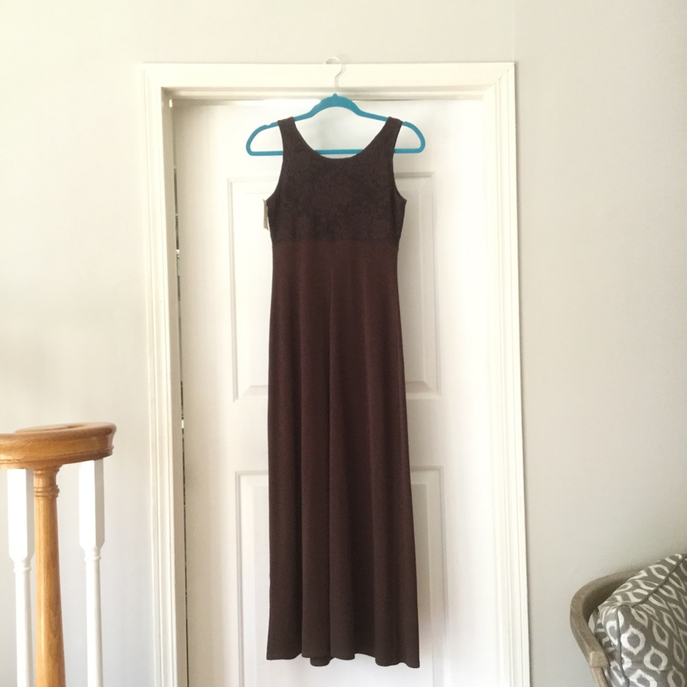 NWT Laundry Gorgeous Brown Lace Tank Style Long