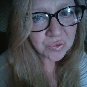 Meet your Posher, Teresa
