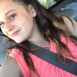 Meet your Posher, Lylli