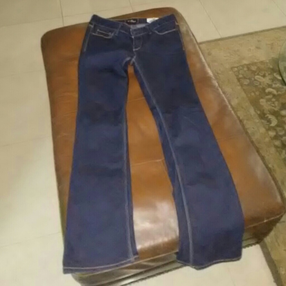 Guess Jeans Sarah Fit ( MEDIUM RISE) - Picture 3 of 4