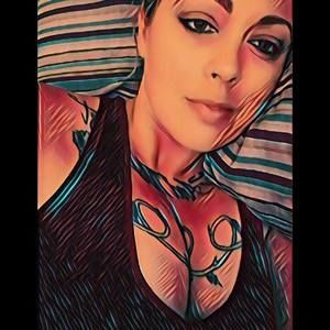 Meet your Posher, Nina