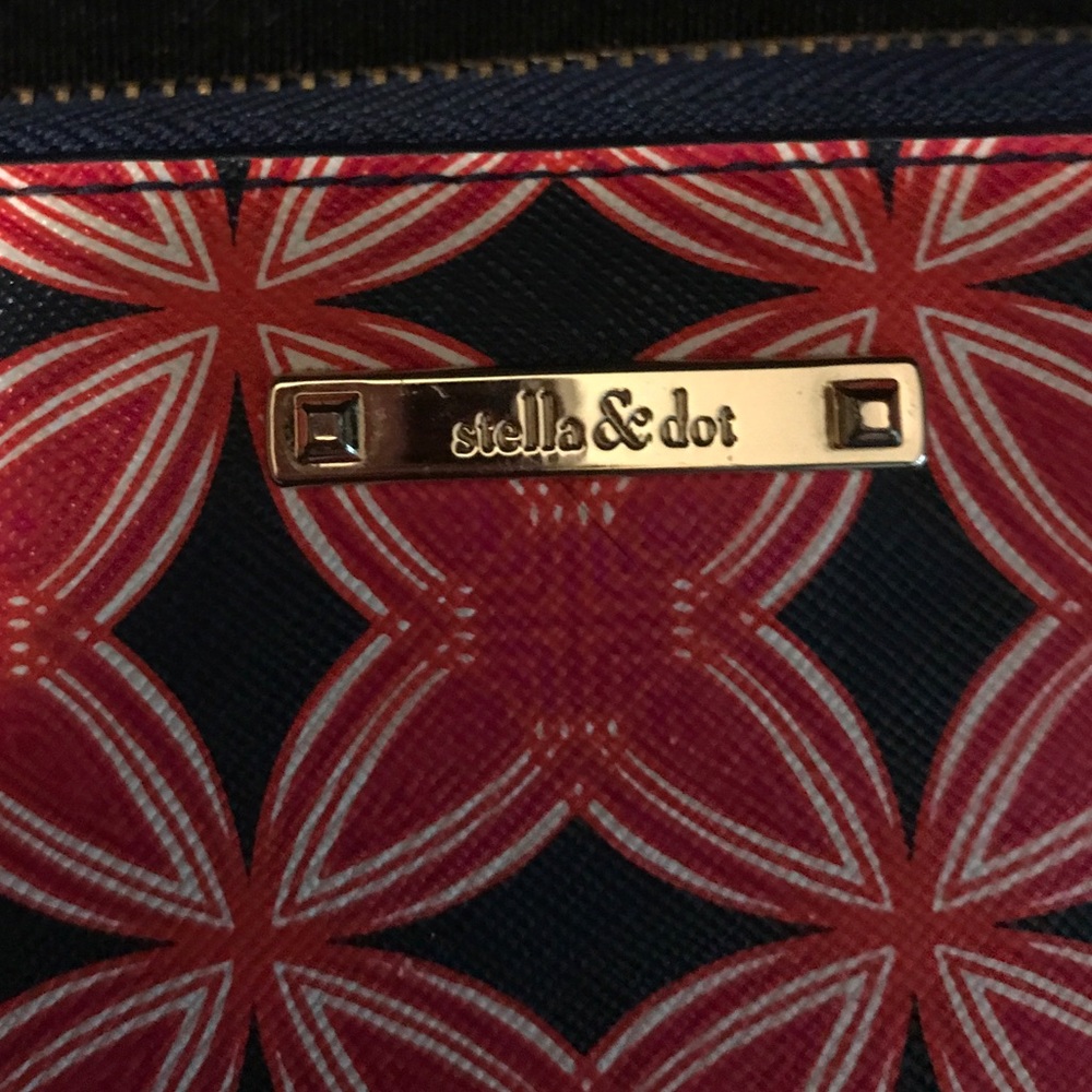 Mercer Wallet ✨ - Picture 3 of 4