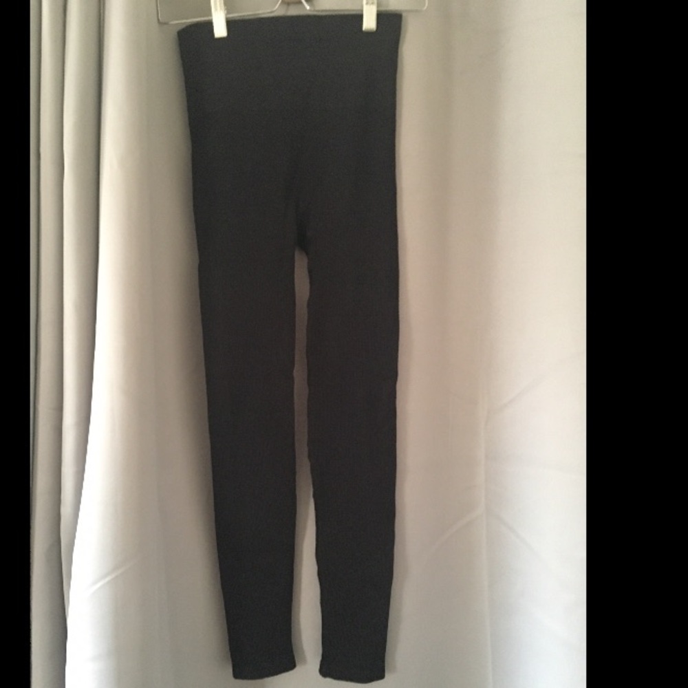 Spanx Look At Me Ribbed Leggings