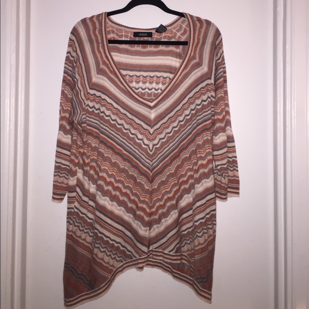 Verve Chevron Pattern Sweater - Picture 4 of 4