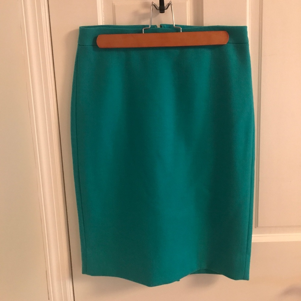 J. Crew 100% wool pencil skirt NWT Size 0