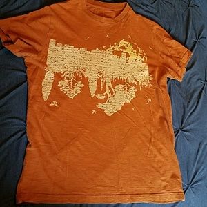 Burnt orange t shirt