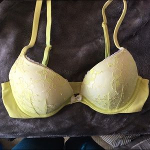 Body by Victoria push-up bra