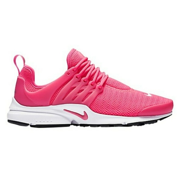 Nike Shoes - Nike Air Presto Women's
