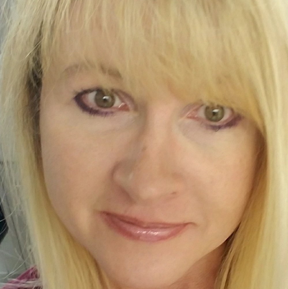 Meet your Posher, Paula