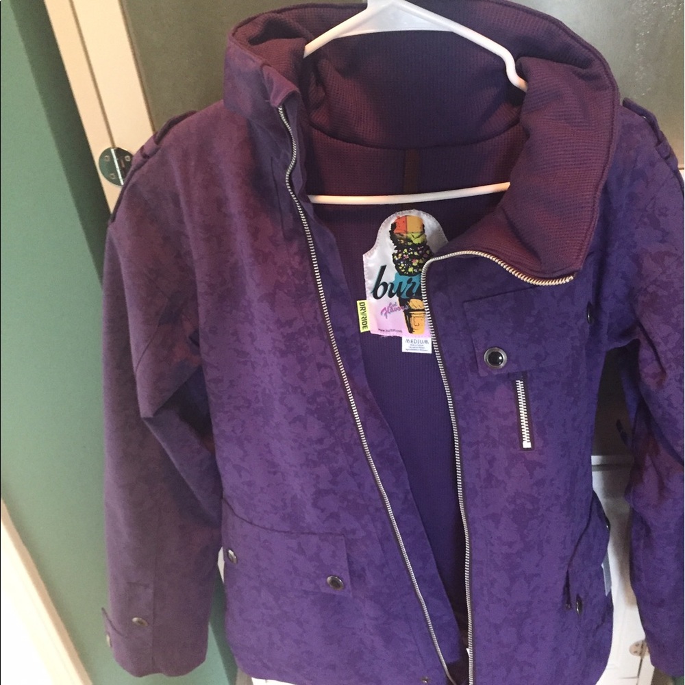 PURPLE BURTON SNOWBOARDING JACKET