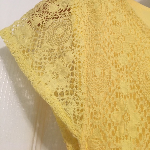 Yellow dress with navy bow - Picture 3 of 3