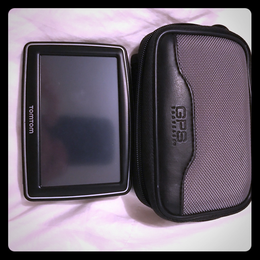 Tomtom Gps System No Charger Included Just Gps