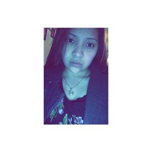 Meet your Posher, Alexandra