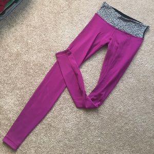 •SALE• Lululemon reversible Wunder Under sz4