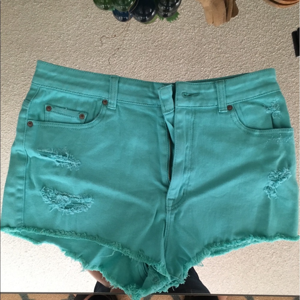 BDG cheeky high rise shorts size 31