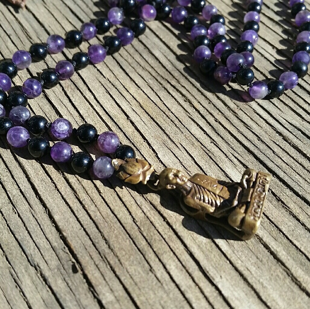 Handknotted 108 Bead Mala /Amethyst&Onyx