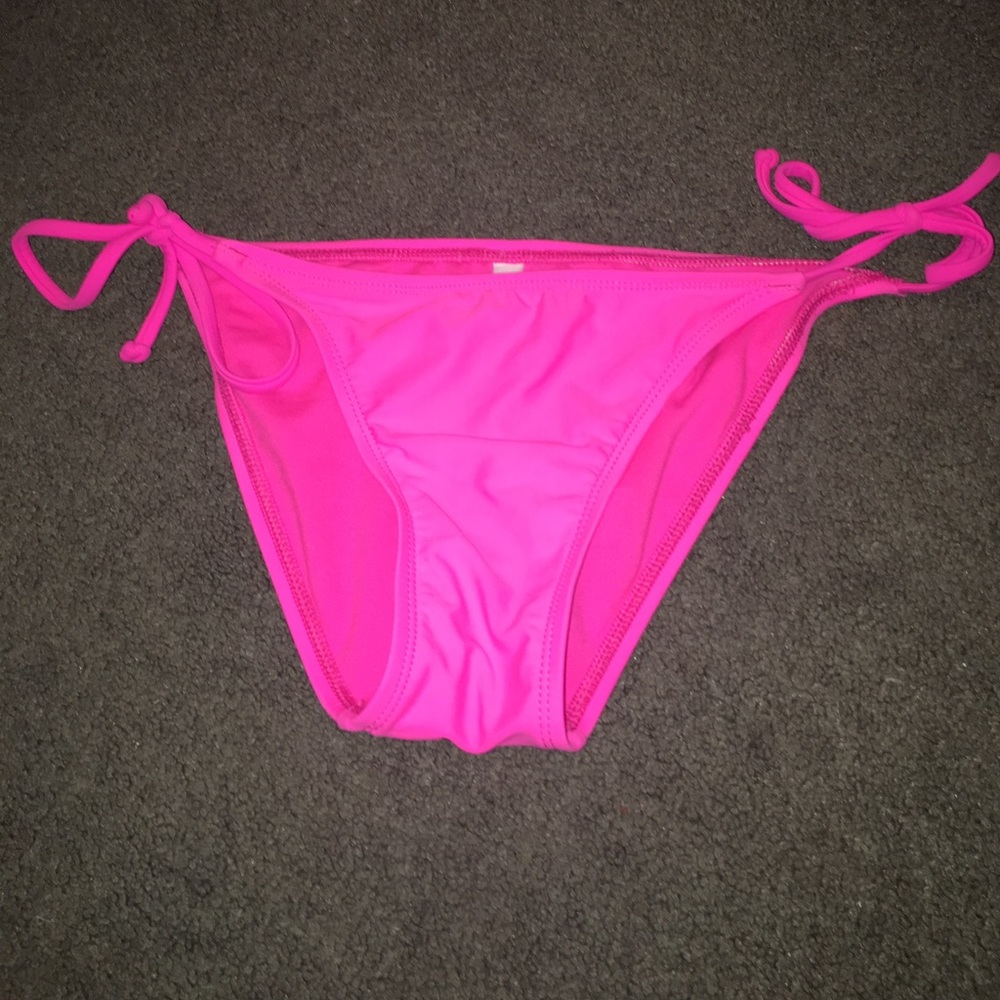 Bathing suit bottoms