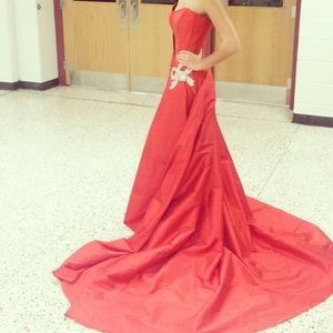 Show Stopping Red Evening Gown