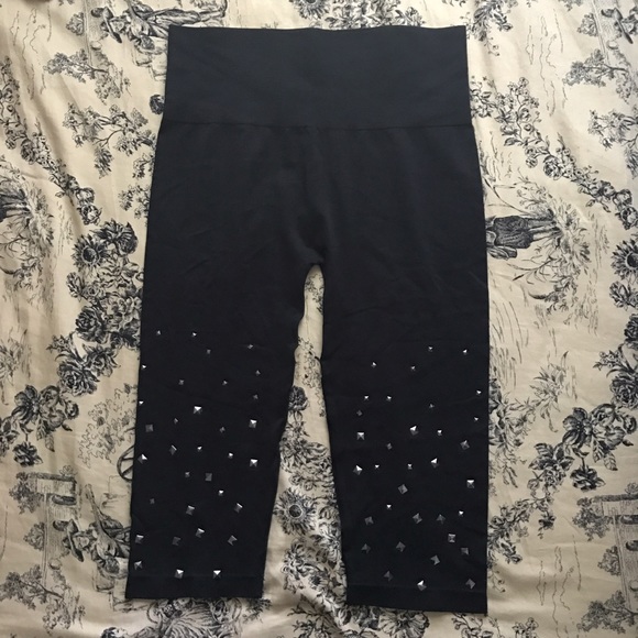 INC Studded 3/4 Leggings - Picture 2 of 4