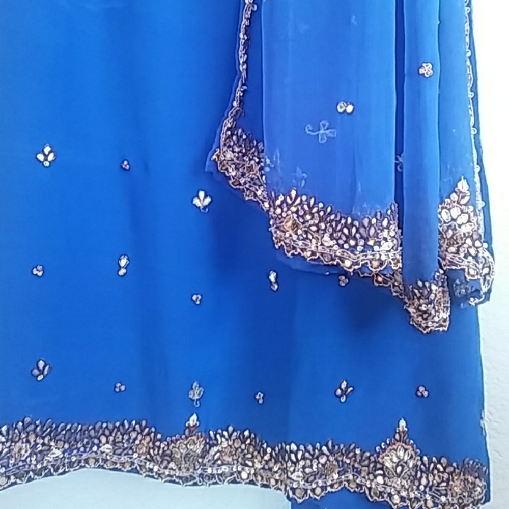 Indian Punjabi Pakistani Silk Suit