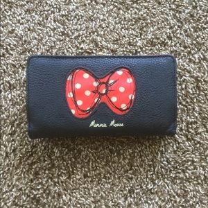 Minnie Mouse wallet!!