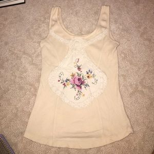 Cream lace stitched tank top