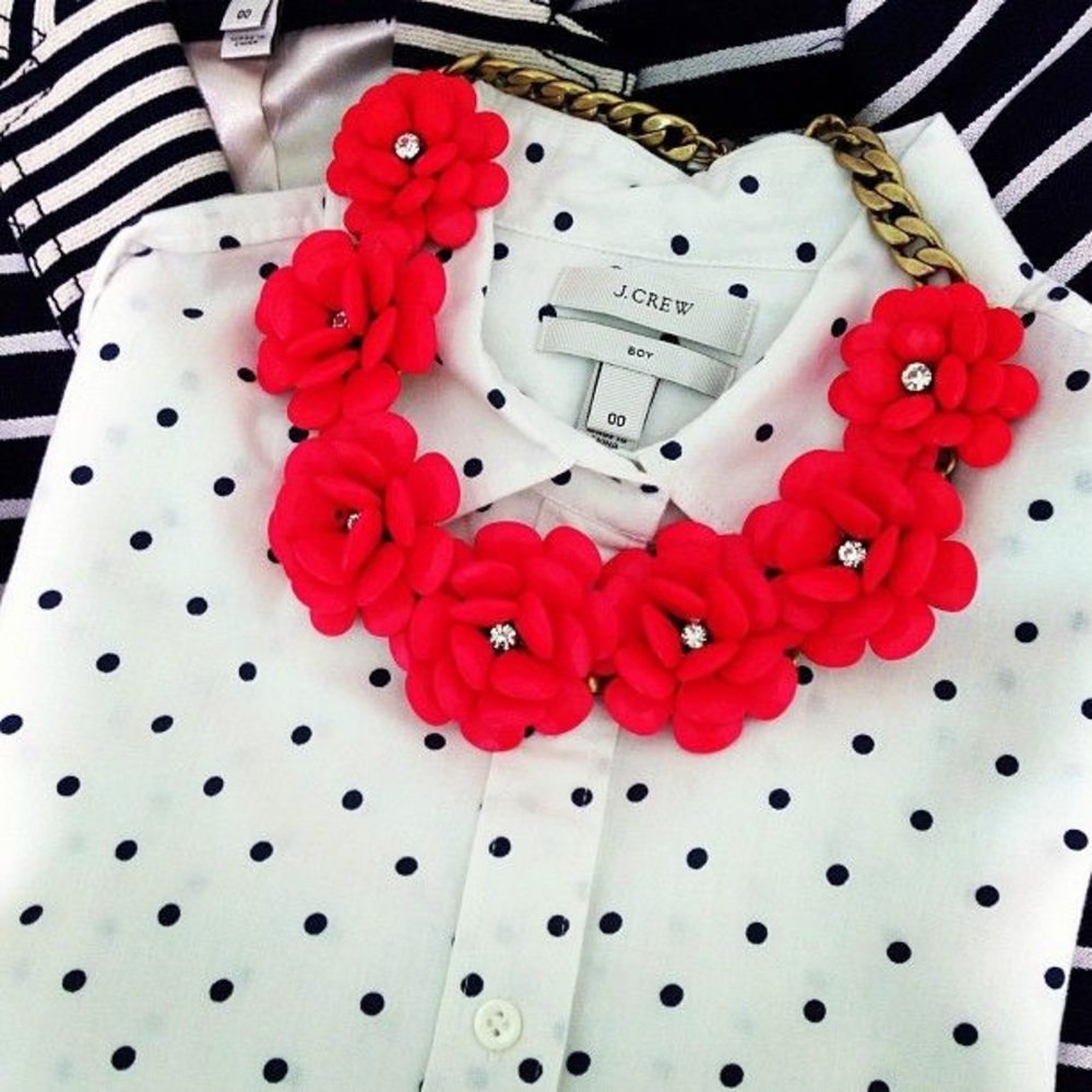 🌺 Chunky flower necklace