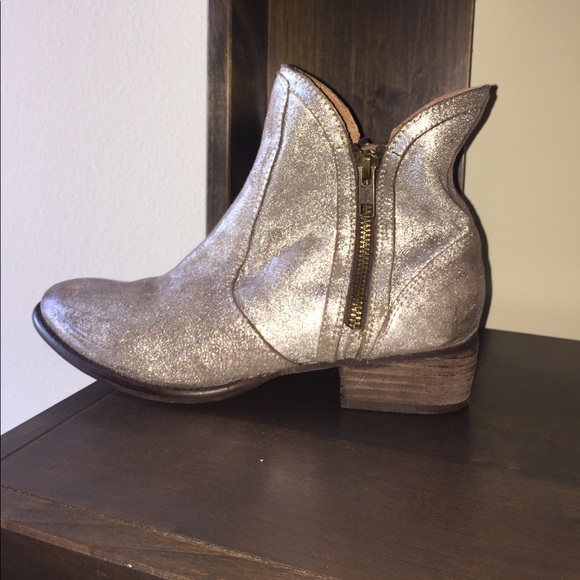 Ankle boots - Picture 2 of 3