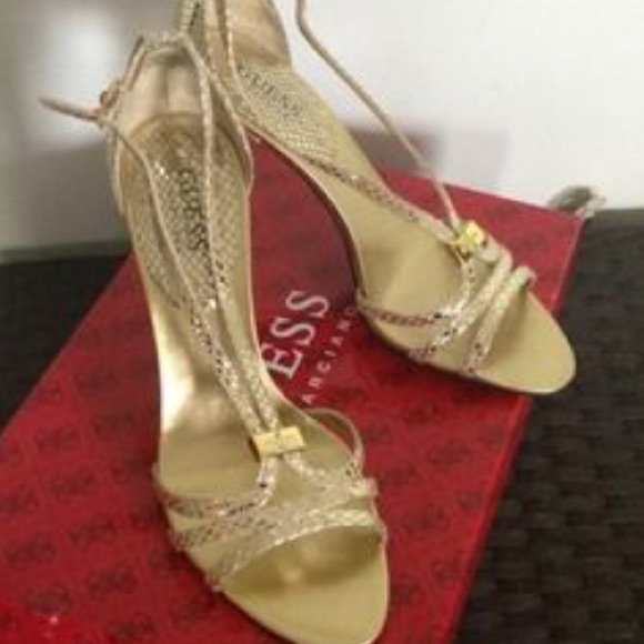 GUESS Gold snakeskin textured high heals - Picture 2 of 3