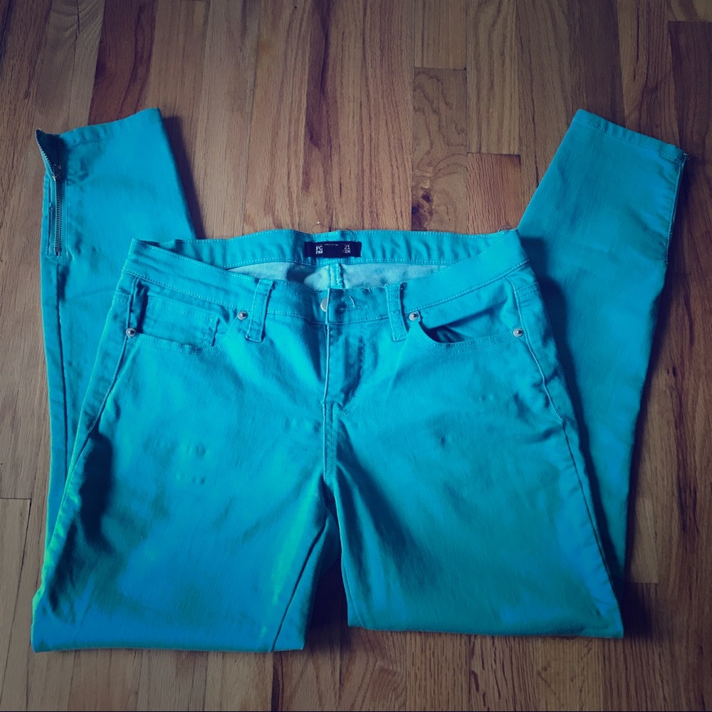 Light blue skinny jeans