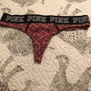 Victoria's Secret Pink Collegiate Thong Small