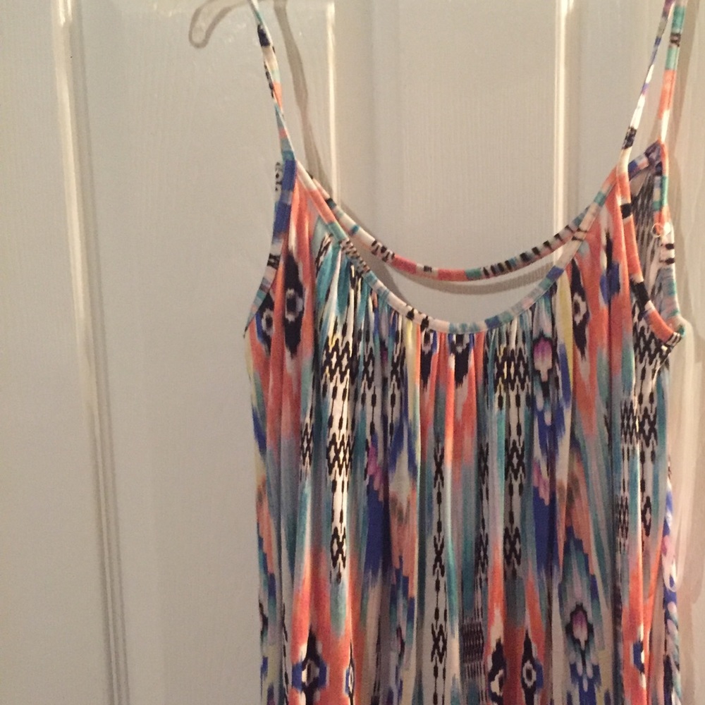 Aztec tank - Picture 2 of 2