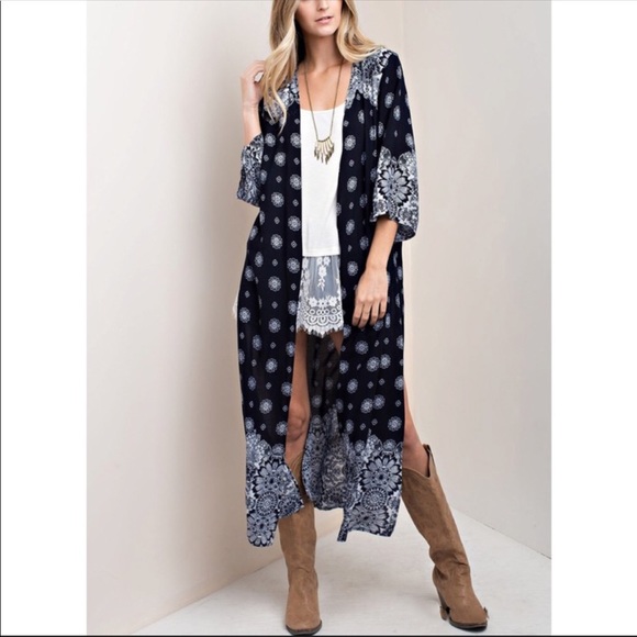 Printed Navy & White Kimono - Picture 5 of 5
