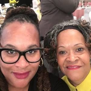 Meet your Posher, Cora lanette